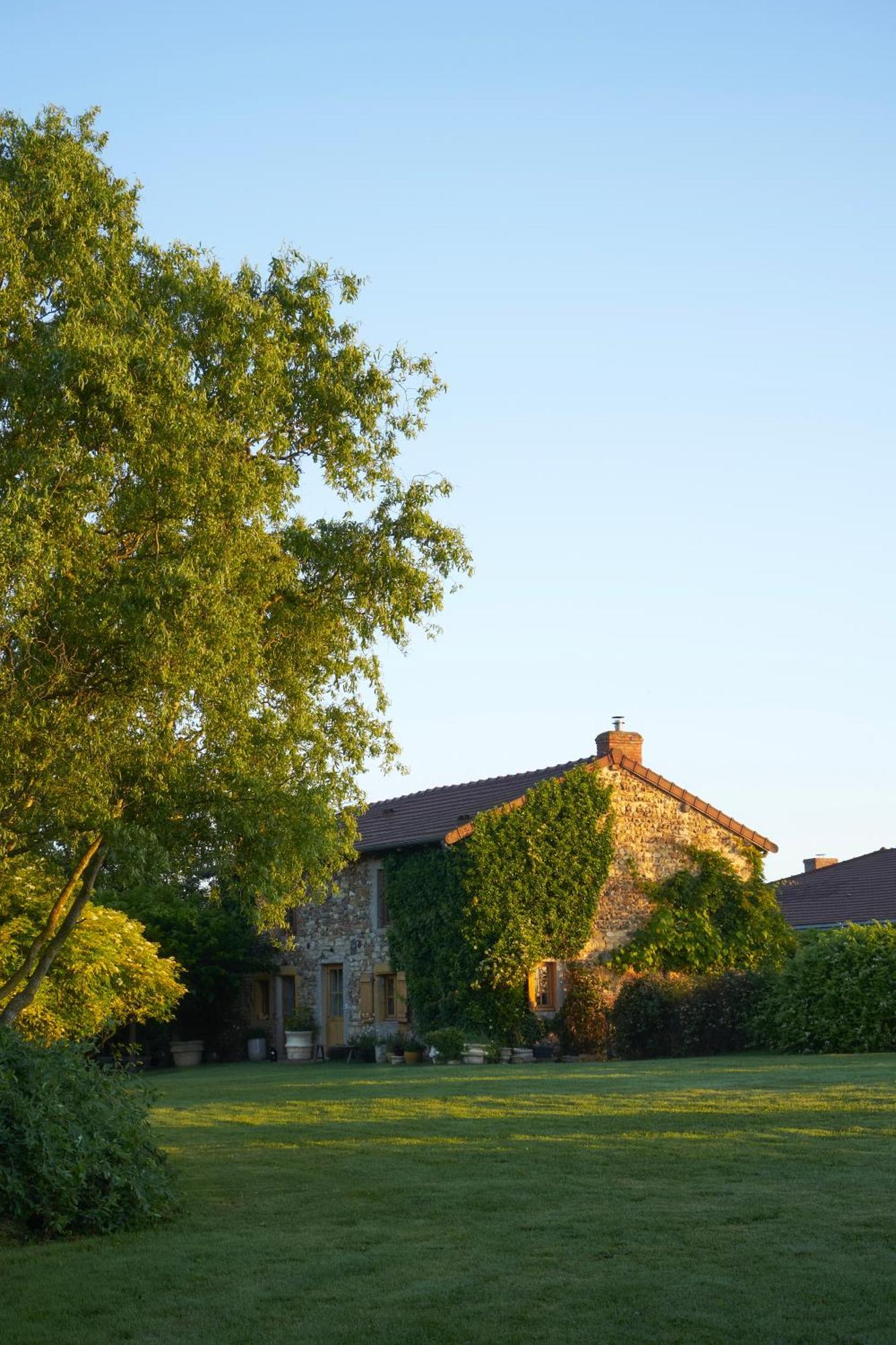 La Colline Du Colombier Hotel Iguerande ภายนอก รูปภาพ
